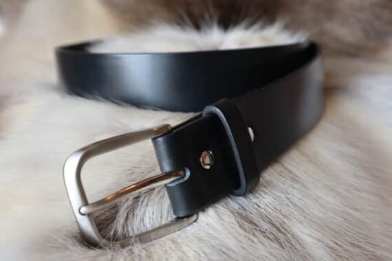 ceinture en cuir noir fait main